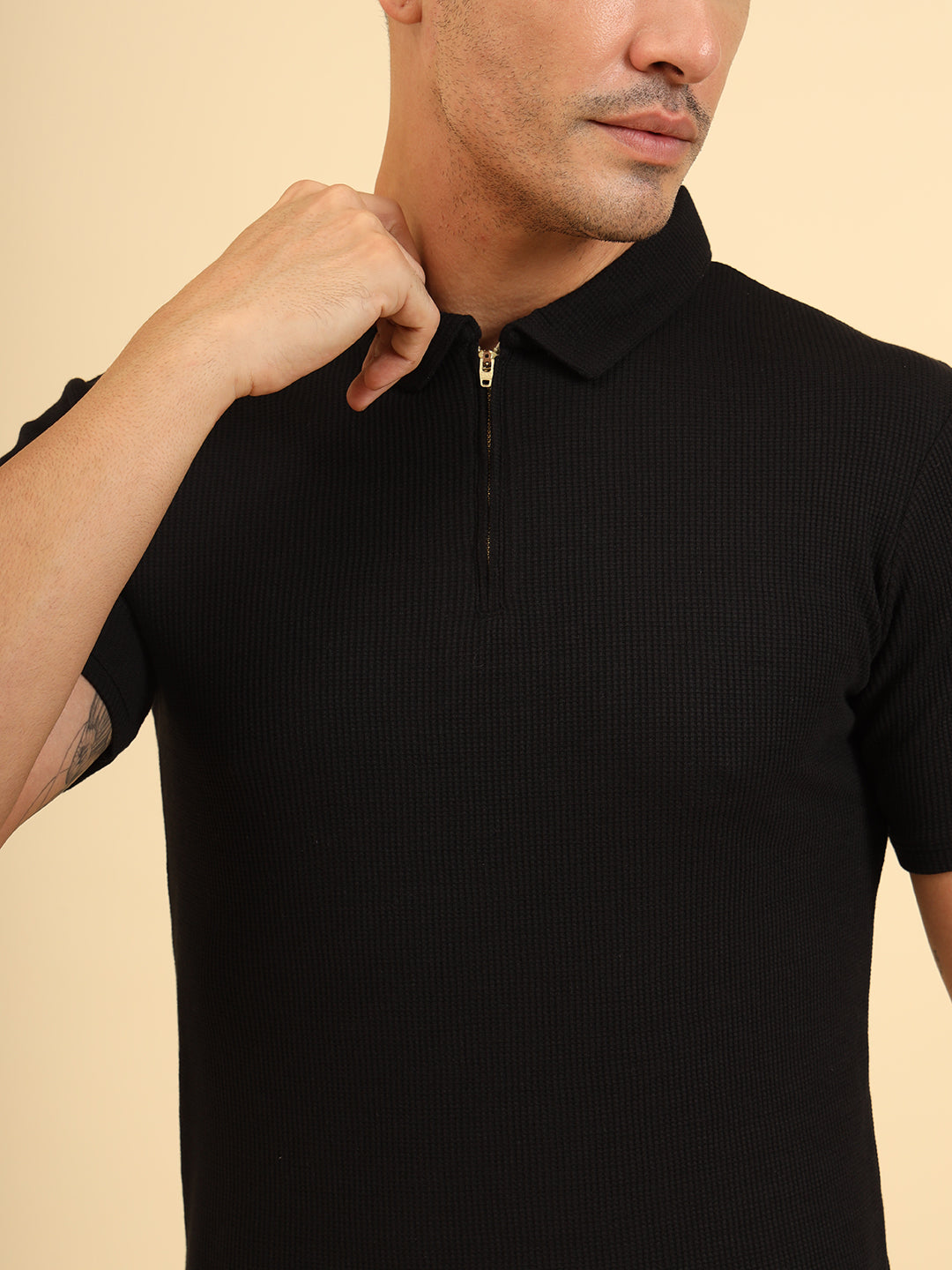 Refined Fit Polo Zipper T-Shirt Black